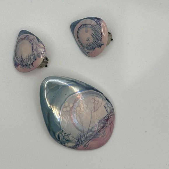 Artistic Pink and Blue Ceramic Brooch and Earrings Set - Picture 2 of 10